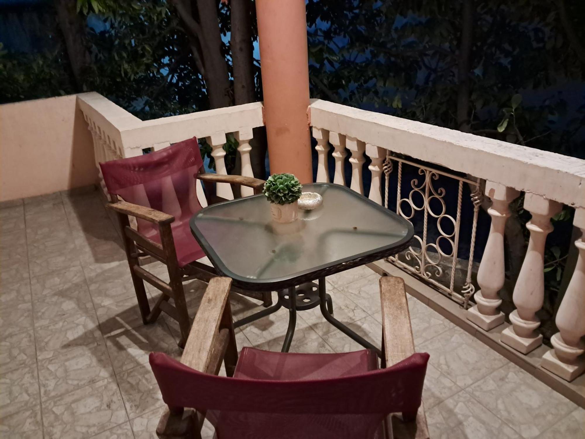 Erodios Guesthouse กาโต ลูตรากี ภายนอก รูปภาพ